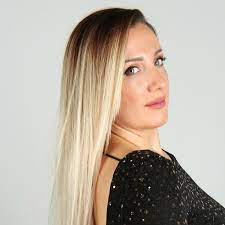 İrem Bal Var Gücümle şarkı sözü