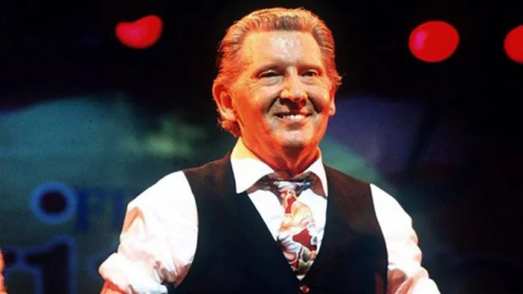 Şarkıcı Jerry Lee Lewis öldü