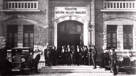 Saltanat yıkıldı Vahdettin kaçtı: Bir asır geride kaldı