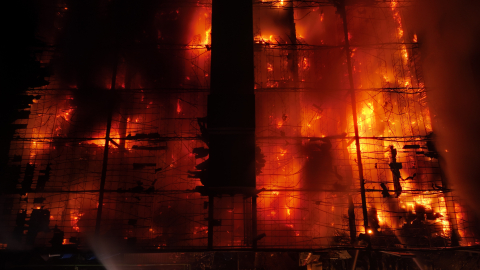 Bursa'daki yangın sabaha kadar devam etti