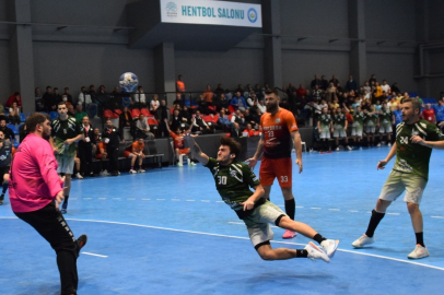 Nilüfer Belediyespor hentbol takımı kupada tur atladı