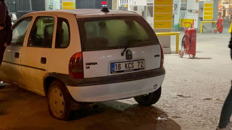 Bursa'da seyir halindeki otomobile silahlı saldırı