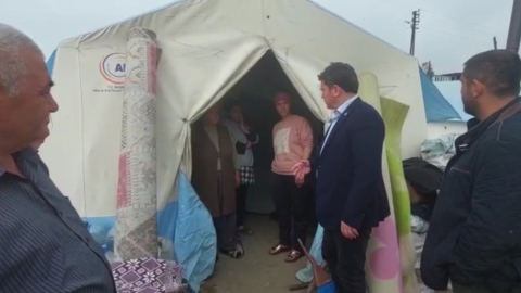 Depremzedeler insalık dışı koşullarda yaşıyor: 23 kişi aynı çadırda kalıyor