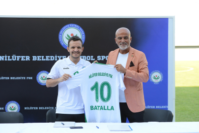 Nilüfer Belediye Futbol SK Batalla ile 3 yıllık sözleşme imzaladı