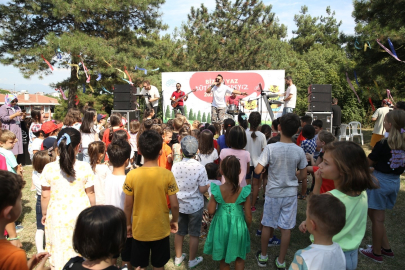 'Biz Bu Yaz Kütüphanedeyiz' katılımcılarına renkli final