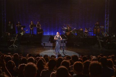 Bursa'da Candan Erçetin rüzgarı