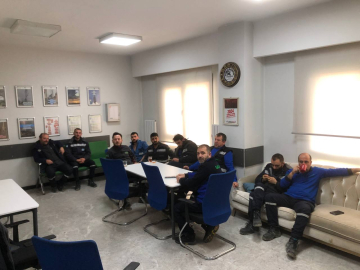 Elektrik dağıtım işçilerinin iş durdurma eylemi üçüncü gününde