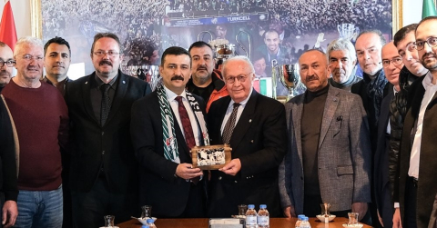 Türkoğlu'ndan Bursaspor'a ziyaret: 'Eski günlerine dönecektir'