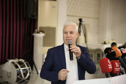 Bursa Büyükşehir Belediye Başkan Adayı Bozbey: "Su faturaları yüzde 25 inecek"