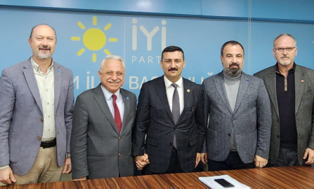 İYİ Parti Yıldırım Belediye Başkan Adayı Ayhan Özbek oldu