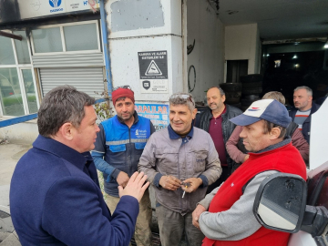 Erkan Aydın'dan kentsel dönüşüm mağduru oto tamircilerine destek
