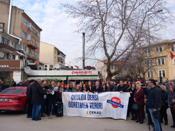 Bursa’da ÇEDES protestosu: ‘Okulda dersi öğretmen verir’                                                                      