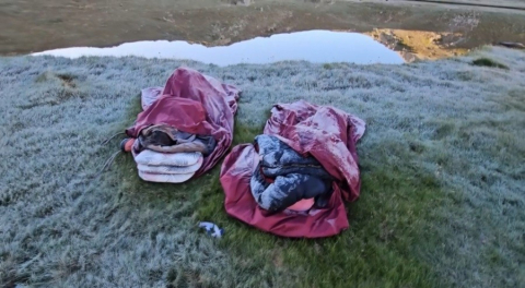 Bursa'da dağcılar Uludağ'a tişört ile çıktı, kar montuyla geri döndü