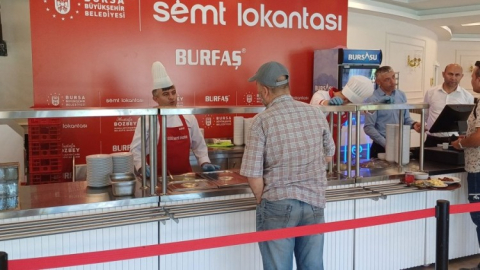 Bursa'da Semt Lokantası'na yurttaşlardan tam not: Bir çorba fiyatına beş çeşit yemek