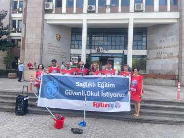 Bursa Eğitim İş'ten MEB'e tepki: "Okullar pisliğe ve tehdide terk edildi