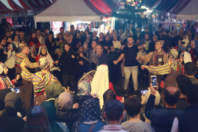 Gemlik'te hemşehri dernekleri festivalde buluştu