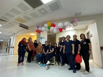 Mudanya Devlet Hastanesi'nde hasta yakınları ile sağlık çalışanları bir araya geldi