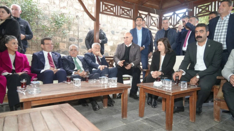 Ekrem İmamoğlu'ndan Ahmet Türk'e ziyaret