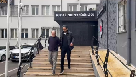 Bursa'da otobüste tartıştığı kadını bıçaklayan adam yakalandı