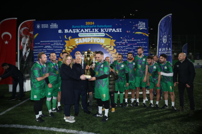 Bursa Büyükşehir'de Başkanlık Kupası 'Amazonlar' ve 'Spor İşleri'nin