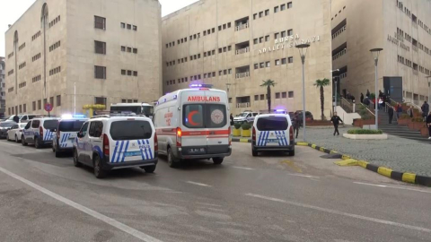 Bursa'da mahkeme salonunda silahlı çatışma: Ölü ve yaralılar var