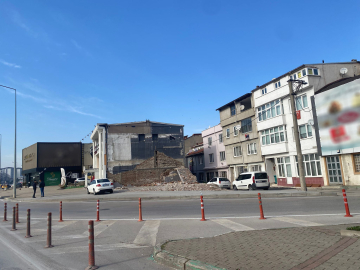 Bursa Büyükşehir'den tabela temizliği