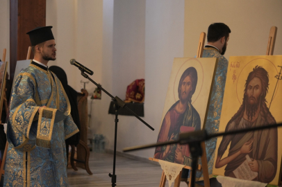 Tirilye’de yeni yıl ayini ve haç çıkarma töreni düzenlendi