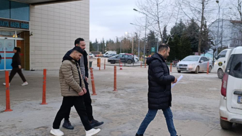 Bursa'da borçlu olduğu şahsı yaralayan şüpheli kahvaltı yaparken yakalandı