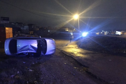 Bursa’da kontrolden çıkan otomobil takla attı: 2 yaralı