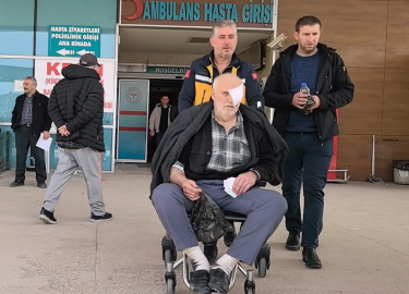 Bursa'da boya tüpü patladı yaşlı adam gözünden yaralandı