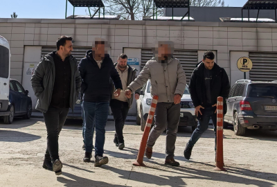 İnegöl'de hakkında kesinleşmiş hapis cezası bulunan 3 şahıs yakalandı