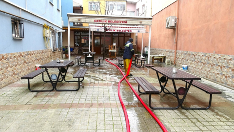 Gemlik Belediyesi camileri Ramazan'a hazırlıyor