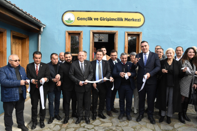 Osmangazi Belediyesi’nden genç girişimcilere hediye: Gençlik ve Girişimcilik Merkezi açıldı