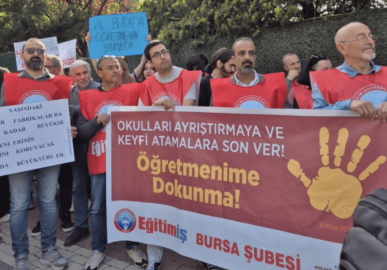 Bursa Anadolu Lisesi'nde öğretmen atamaları protestosu