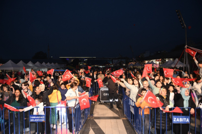 Osmangazi'de 23 Nisan kutlamaları Ecem Boyacı konseri ile taçlandı