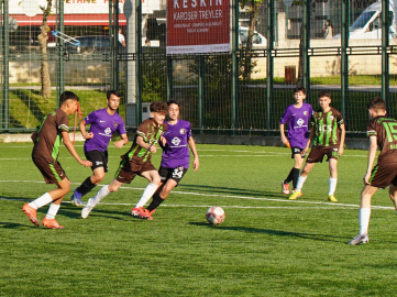 Bursalı genç futbolcu keşfedilmeyi bekliyor