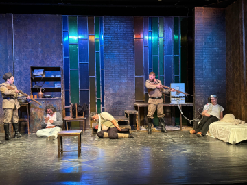 Kafa Sahne’den yine ezber bozan bir prömiyer: “Bimarhane” seyirciyle buluştu