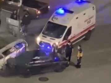 Bursa'da kaza yapan alkollü sürücü kendini araca kilitledi