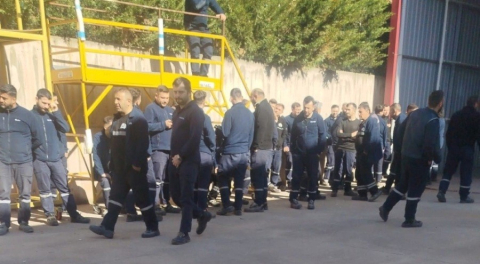 Bursa'da fabrika işçileri grevde!