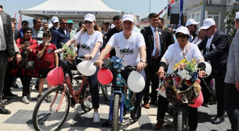 Bursa'da 'Süslü Bisikletler' ile temiz çevreye dikkat çekildi