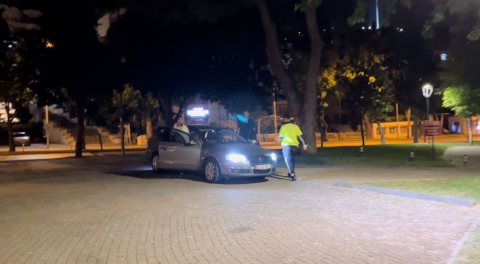 Bursa'da uygulamayı görünce kaldırıma çıktı, yine kaçamadı