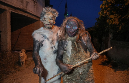 Bursa'da Osmanlı'nın Deliler'i Alabaş geleneğiyle canlanıyor