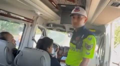 Bursa'da yolcu minibüsüne denetim!