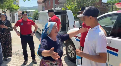 Bursa'da 5 gün sonra bulunan 14 yaşındaki Burak hastaneye sevk edildi