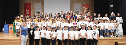 Osmangazi’de öğrenciler 46 ton atık topladı