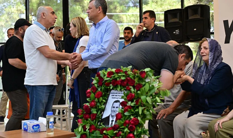 CHP Genel Başkanı Özel, Ferdi Zeyrek’in ailesiyle taziyeleri kabul etti