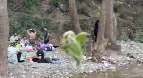 Bursa'da Narlıdere şelalesi çöplüğe döndü