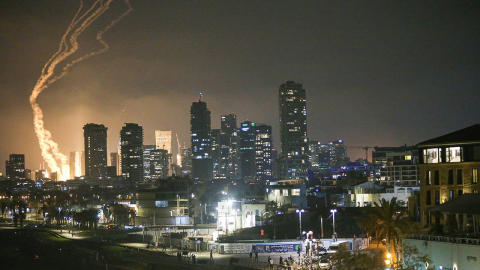 İran, İsrail’i vurdu!