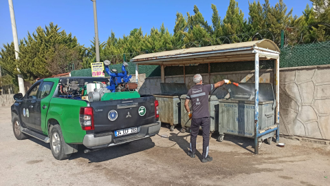 Bursa'da sinekle mücadele hız kesmeden sürüyor