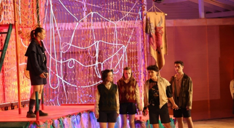 Nilüfer'de "Sineklerin Tanrısı" prömiyerini yaptı